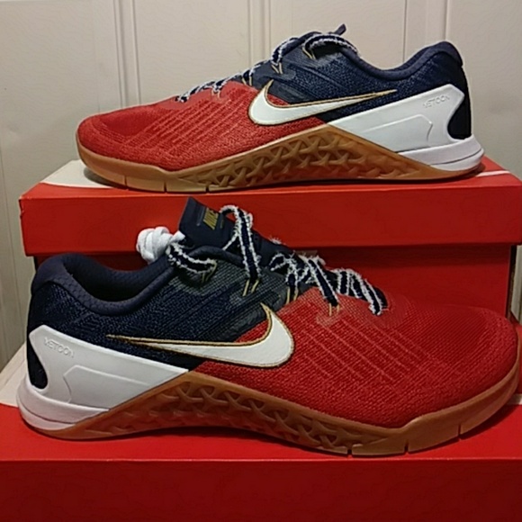 le scarpe nike nuove dimensioni 125 metcon 3 libertà poshmark mens le scarpe nike nuove dimensioni 125 metcon 3 libertà poshmark mens